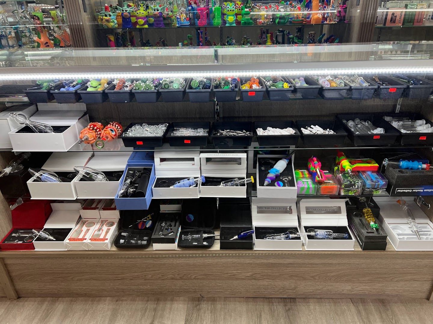 KACHI SMOKE SHOP