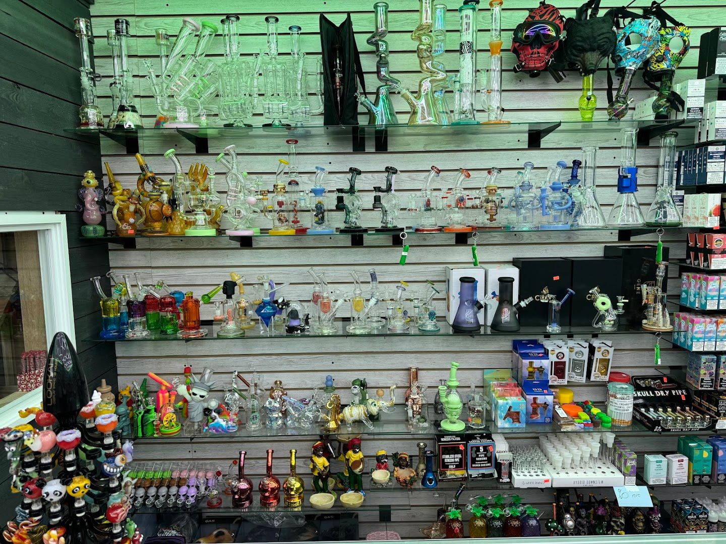 big puff smoke n vape daytona beach reviews Puff n Pass Smoke & Vape Shop main image 1