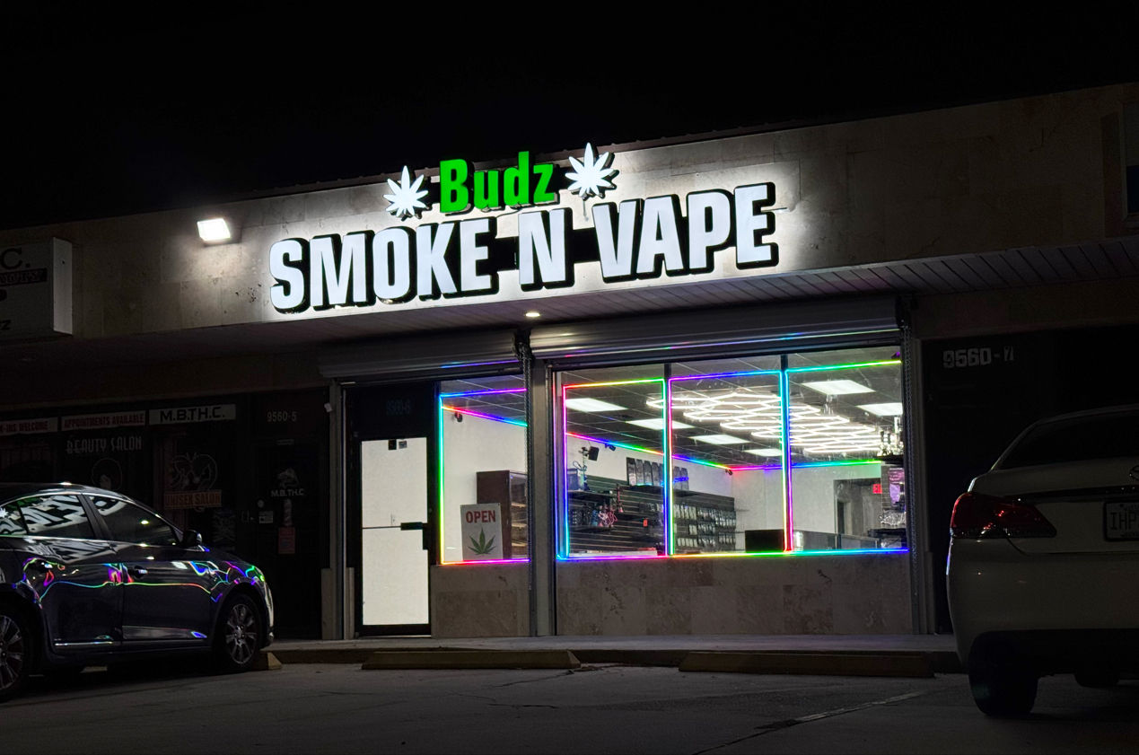 vape shop usa About main image 1