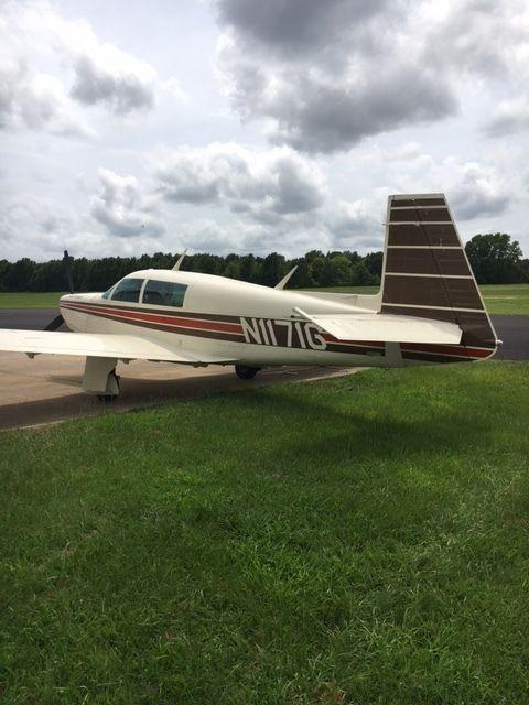 Low time 1982 Mooney aircraft