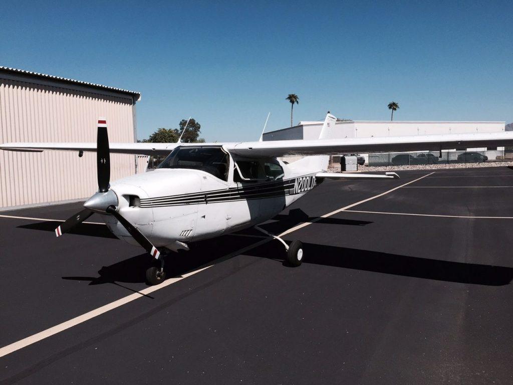 Low hours 1973 Cessna 210L aircraft