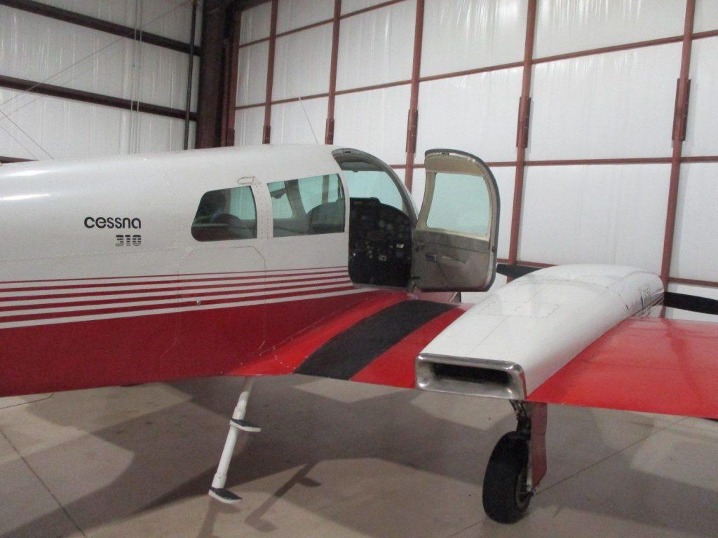 great shape 1962 Cessna 310g 6 Place aircraft