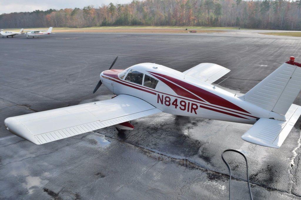 perfect condition 1966 Piper Cherokee 140 aircraft