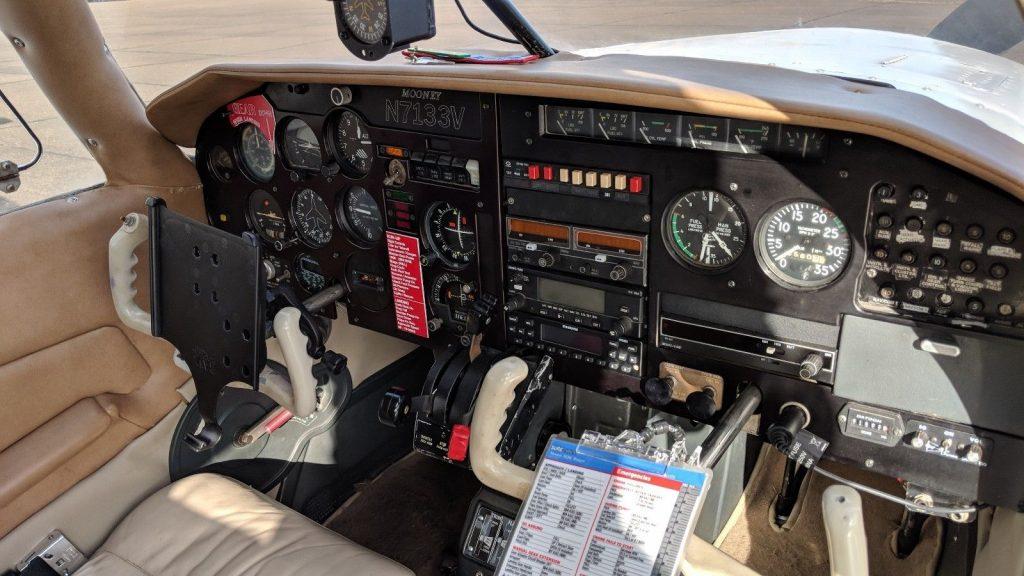 perfect shape 1974 Mooney M20C aircraft