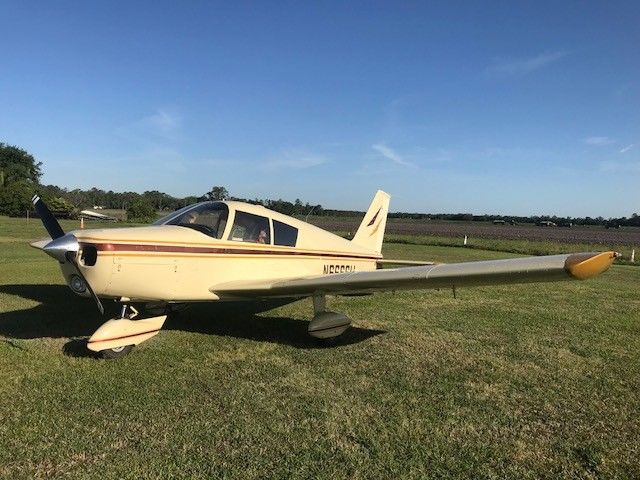 Clean 1965 Piper PA 28 Cherokee aircraft