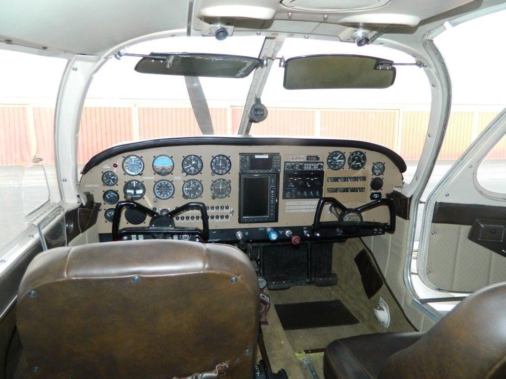 flies great 1967 Piper Cherokee PA32 aircraft