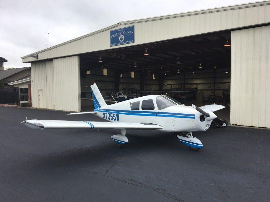 good condition 1963 Piper Cherokee 180 aircraft