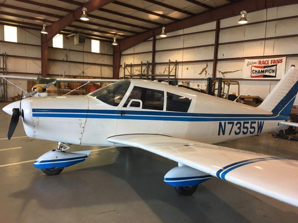good condition 1963 Piper Cherokee 180 aircraft