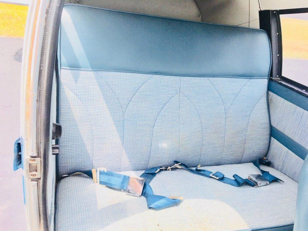 good condition 1963 Piper Cherokee 180 aircraft