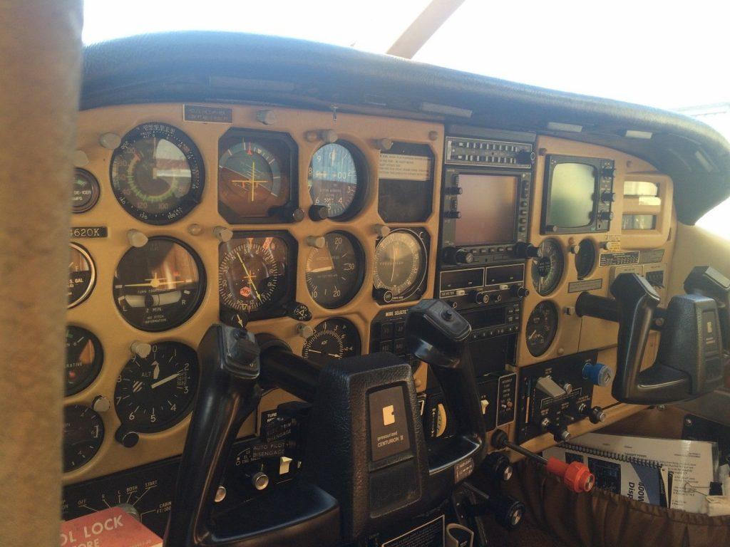 hangared 1979 Cessna Centurion P210n aircraft