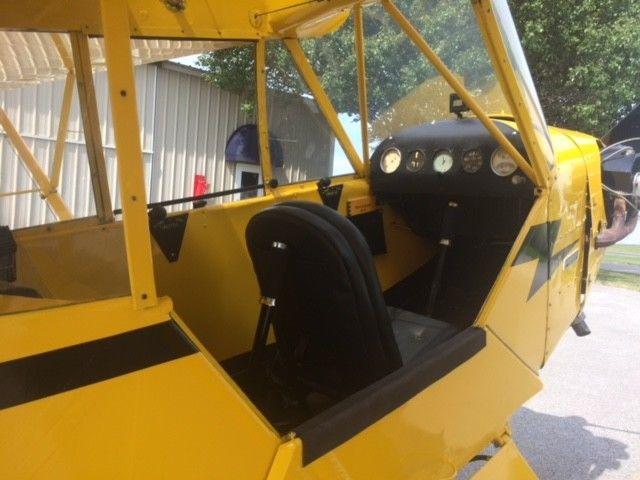 nice paint 1946 Piper cub j3 aircraft