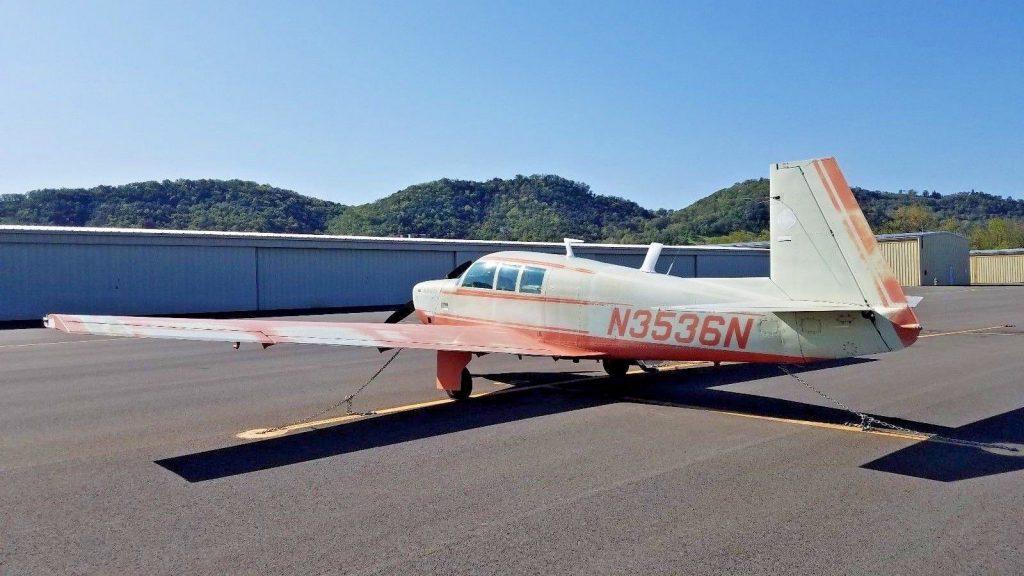 low hours 1968 Mooney M20F Executive 21 Turbo aircraft