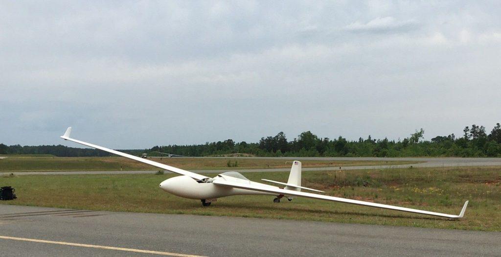 parachute equipped 1970 Libelle 201B sail plane