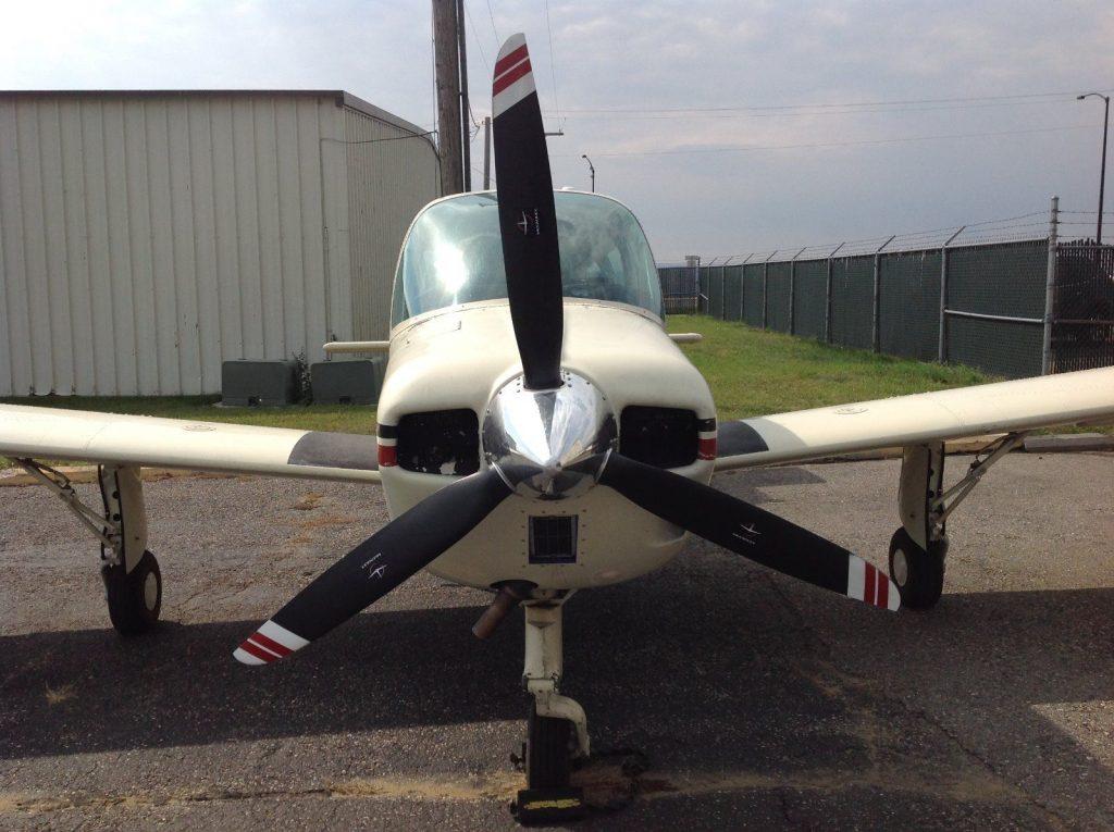 nice 1975 Beech B24R Sierra aircraft