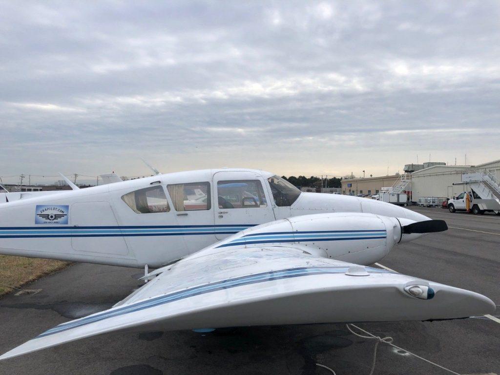 great shape 1973 Piper Aztec F aircraft