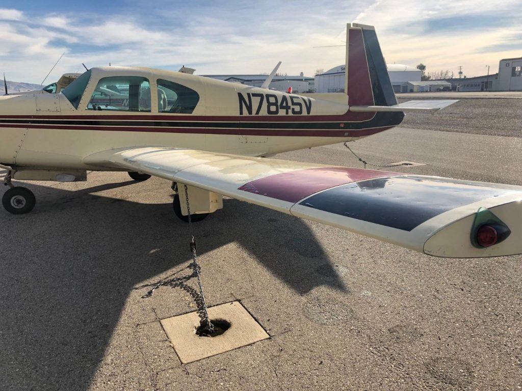 needs TLC 1964 Mooney M20E aircraft