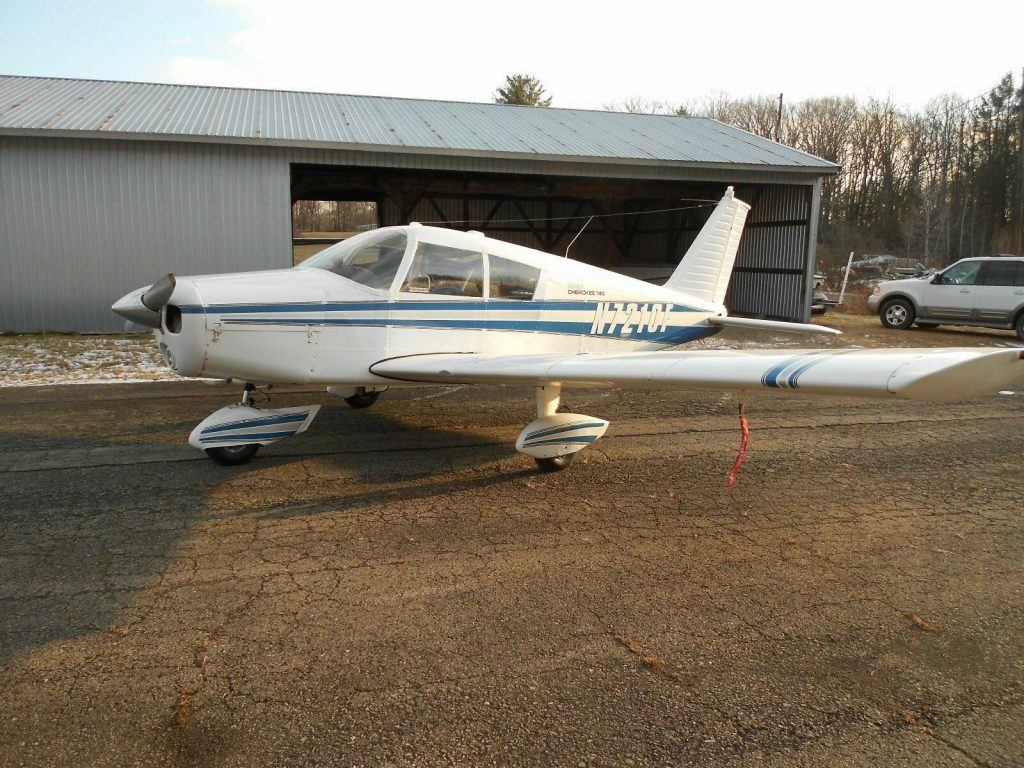 always hangared 1968 Piper PA 28 140 Cherokee aircraft