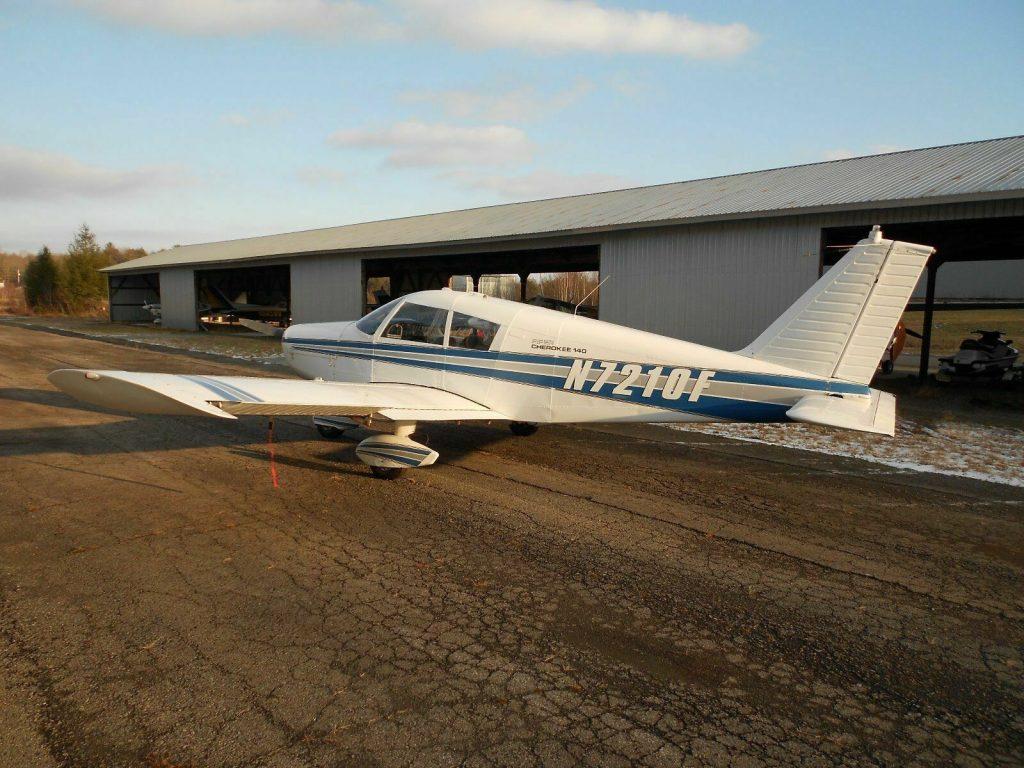always hangared 1968 Piper PA 28 140 Cherokee aircraft