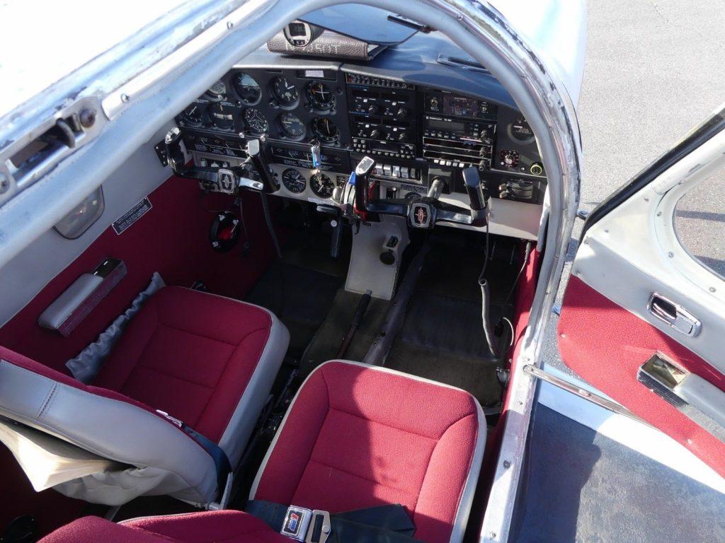 clean 1972 Piper Arrow PA 28R 200 aircraft