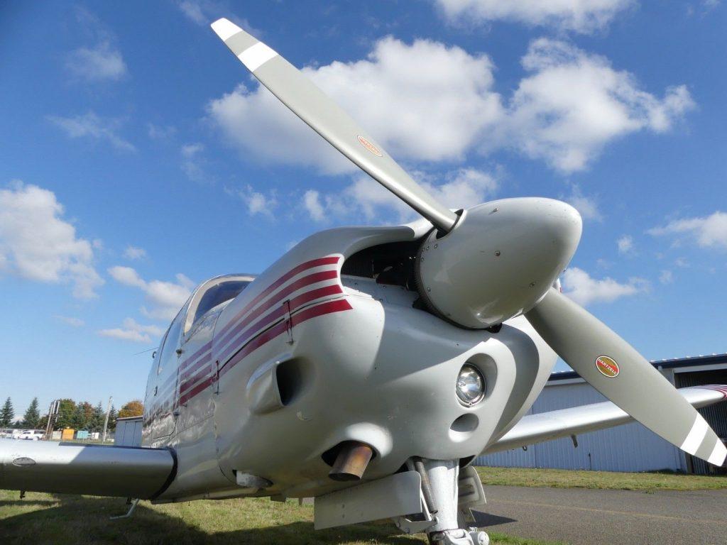 nice 1972 Piper Arrow PA 28R 200 aircraft