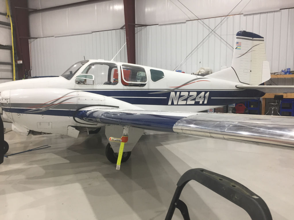 Always Hangared 1959 Beechcraft B95 Travel air Multi Engine aircraft