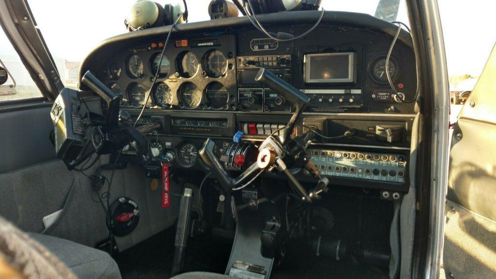 well kept 1968 Piper Arrow 180 aircraft
