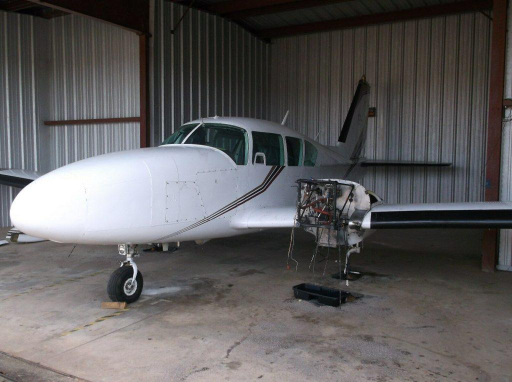 complete undamaged 1967 Piper PA 23 250 Turbo Aztec aircraft