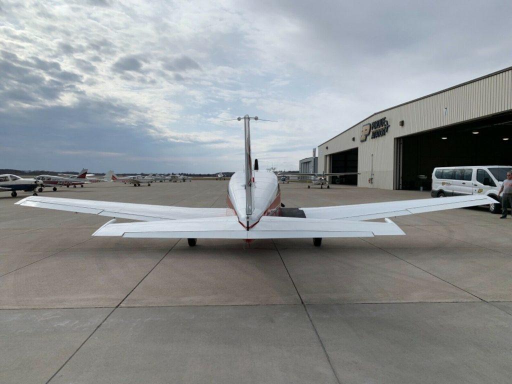 great shape 1963 Piper Comanche PA24 250 aircraft