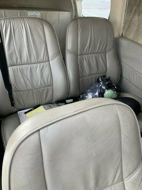 very nice 1975 Piper Arrow Pa28r 200 aircraft