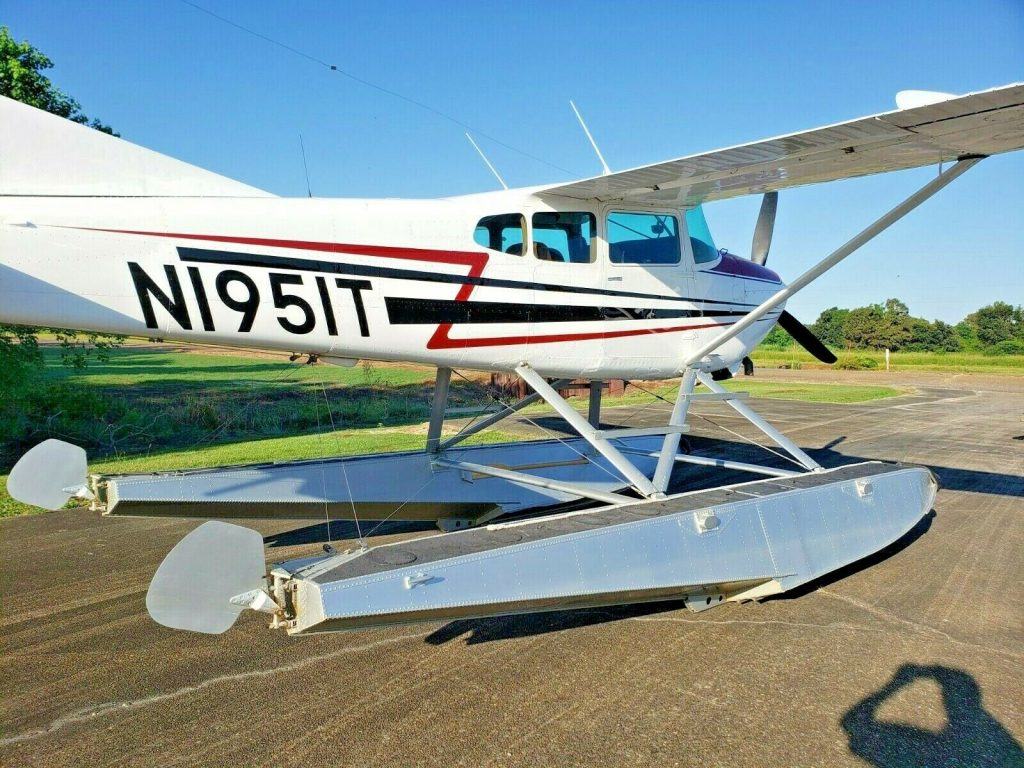 repaired 1980 Cessna A185f Floatplane aircraft