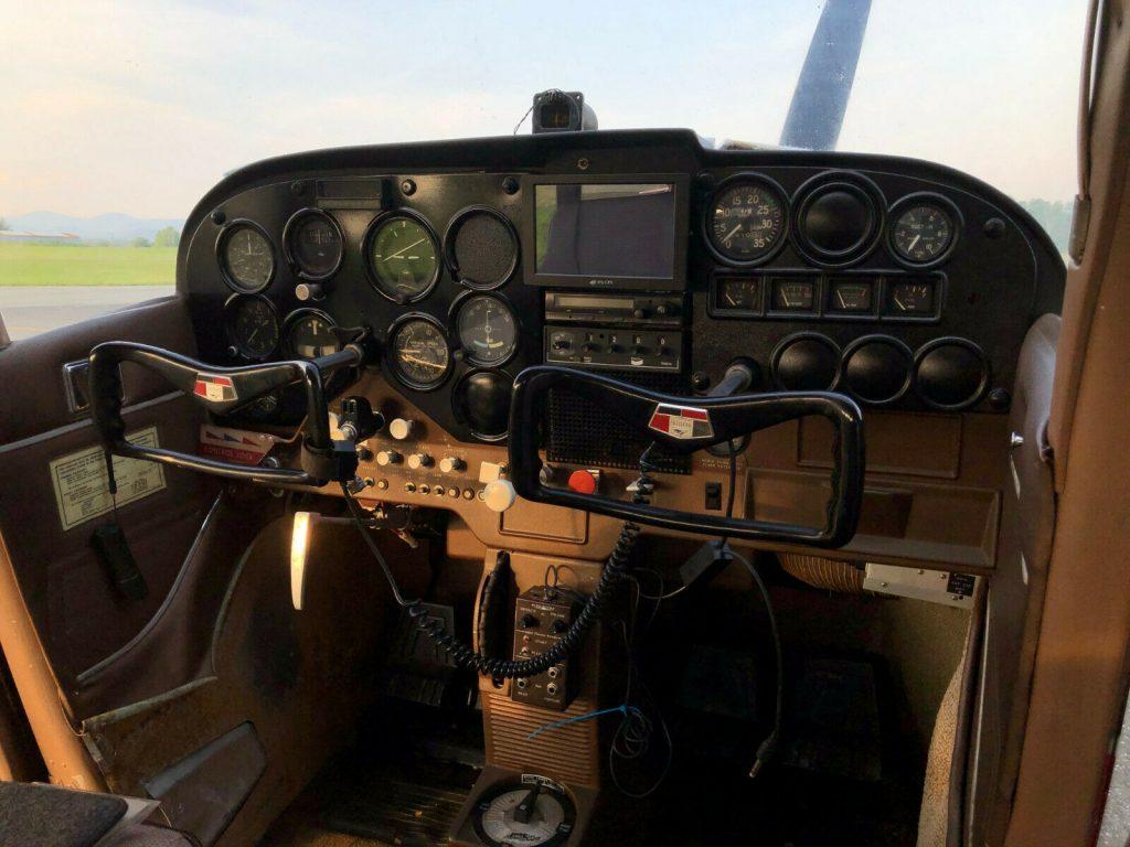 improved 1966 Cessna 172G Skyhawk aircraft