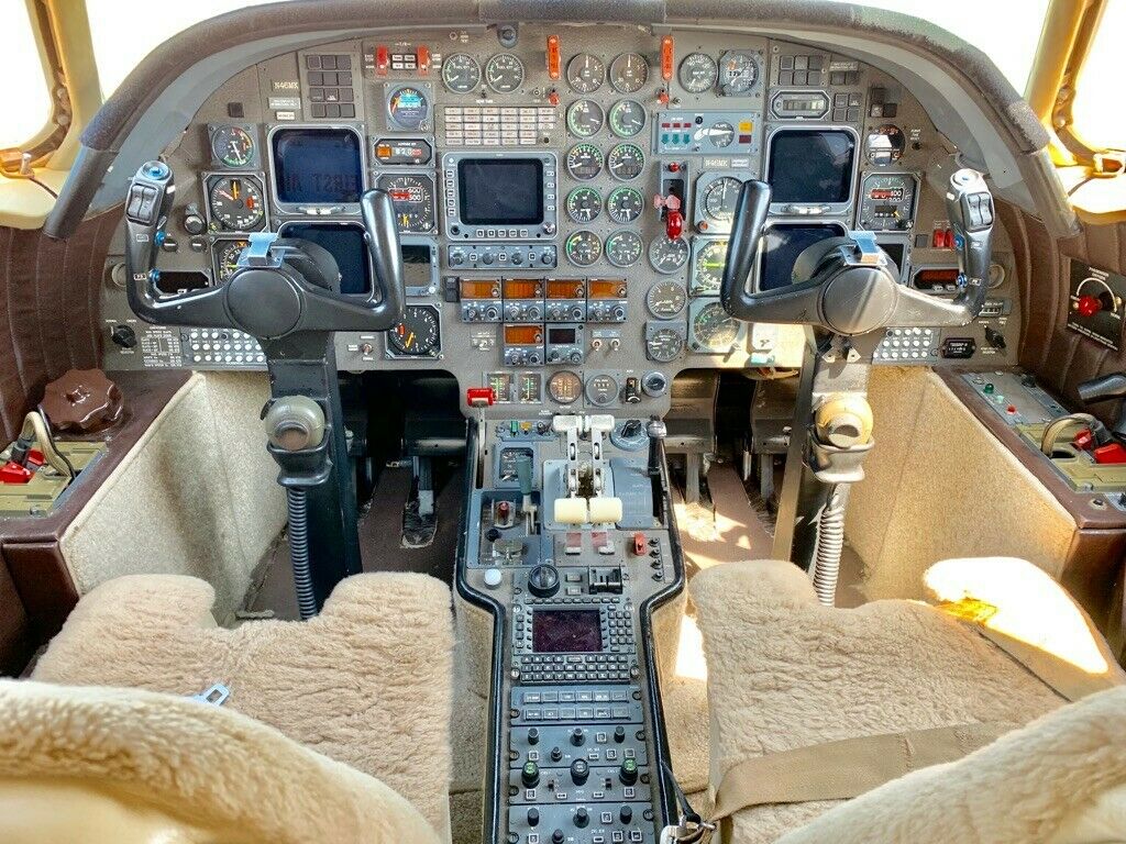 beautiful 1986 Dassault Falcon 100 Jet aircraft