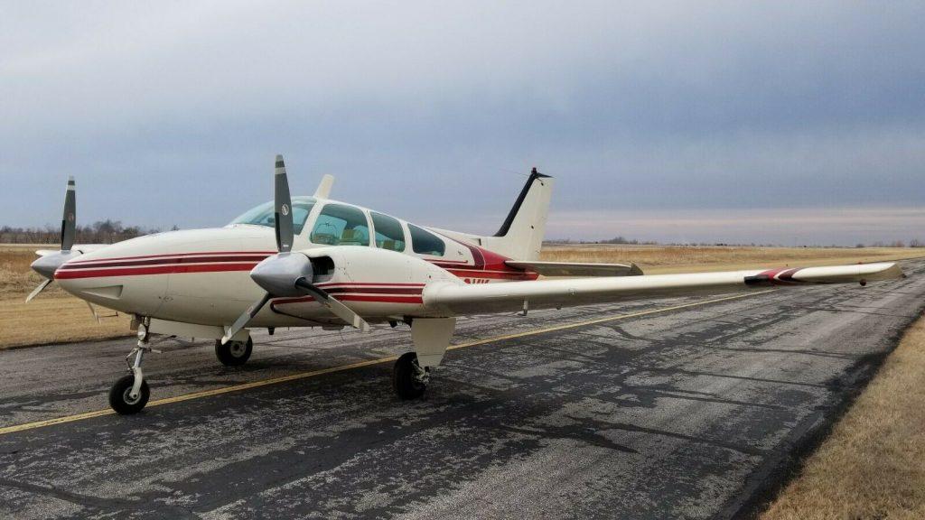 low time 1970 Beechcraft Baron B55 aircraft