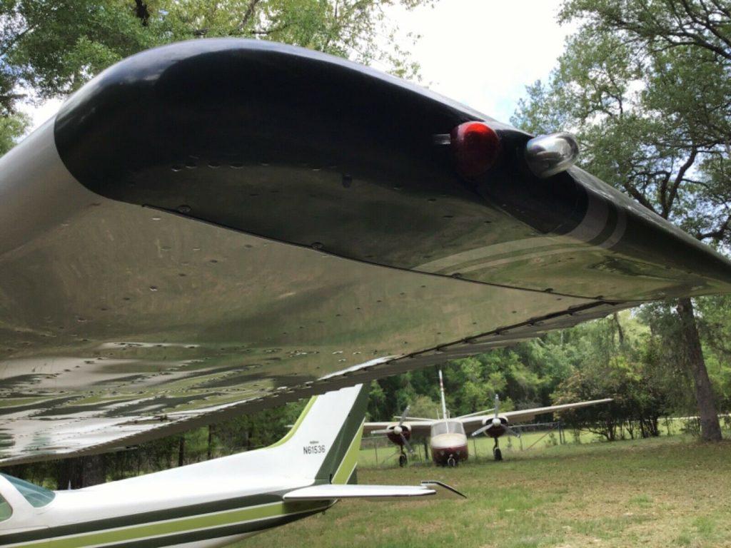 low time 1975 Cessna 172M aircraft