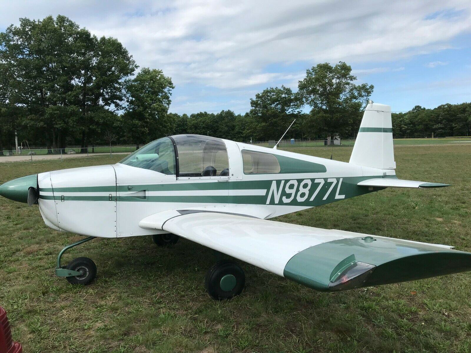 very nice 1969 Piper Cherokee PA28140 aircraft for sale very nice 1969 Piper Cherokee PA28140 aircraft for sale