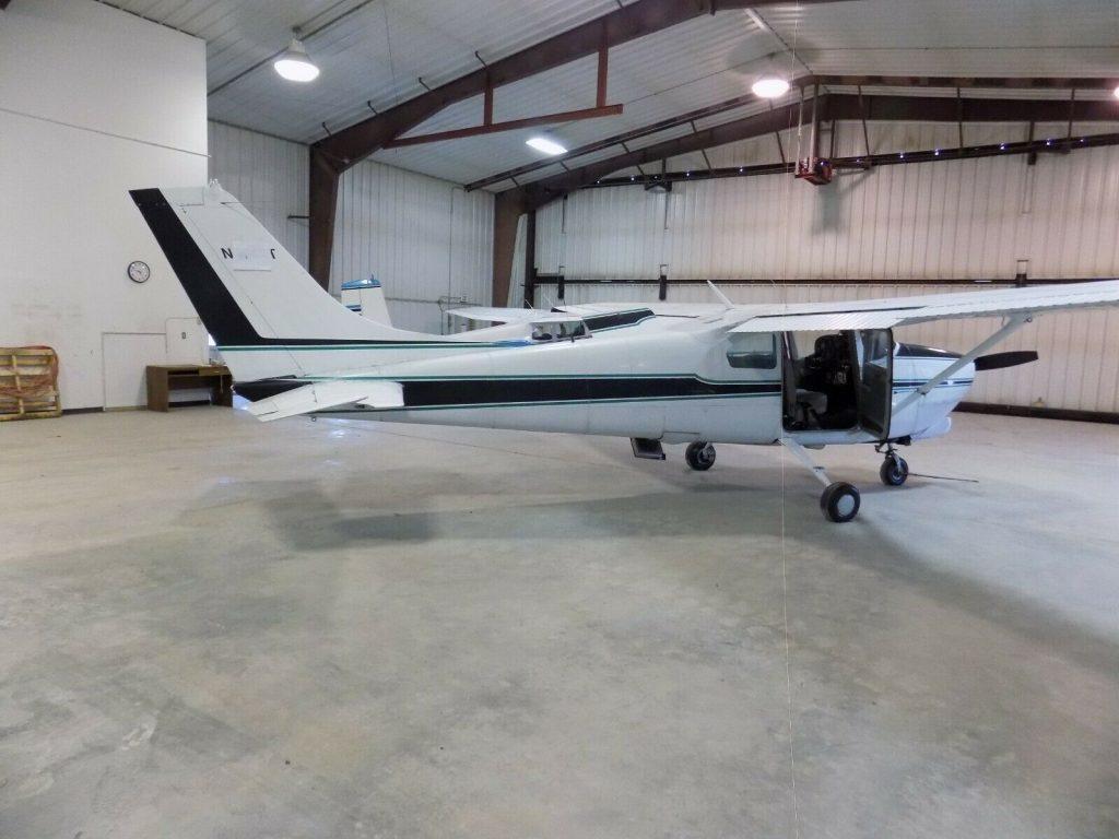 nice 1960 Cessna 210 aircraft