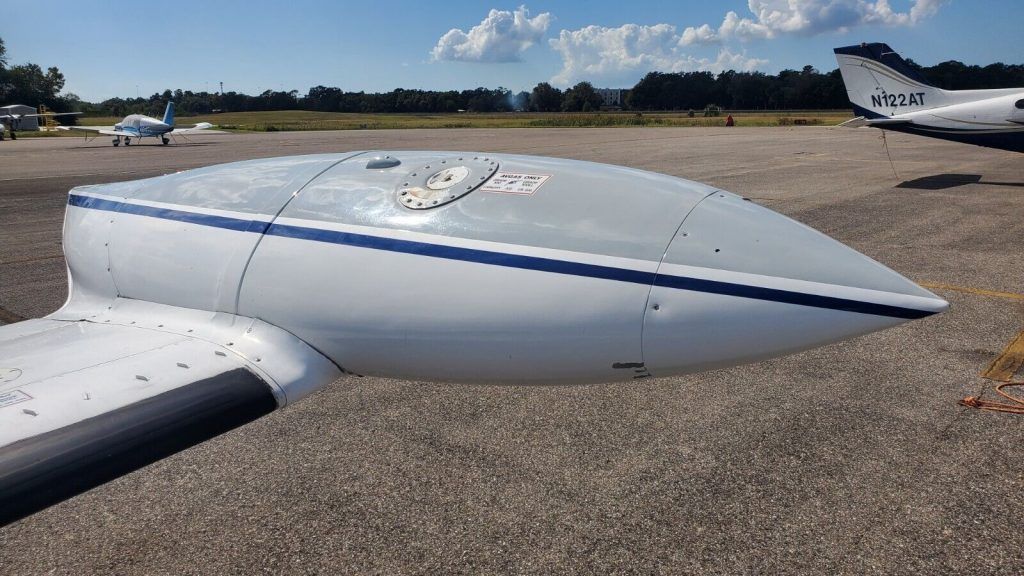 1976 Cessna 310R aircraft [great shape]