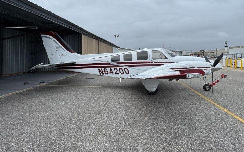 1982 Beechcraft 58P Baron