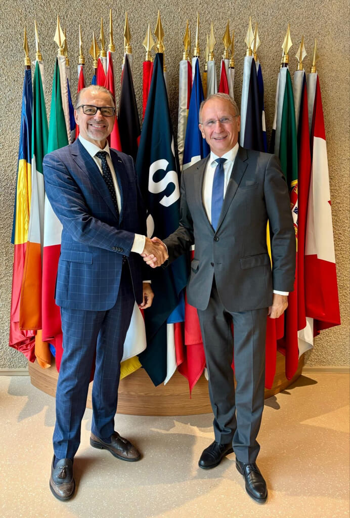 Dr. Josef Aschbacher, Generaldirektor der European Space Agency (ESA), Dr. Kurt Weinberger, Vorstandsvorsitzender der Österreichischen Hagelversicherung