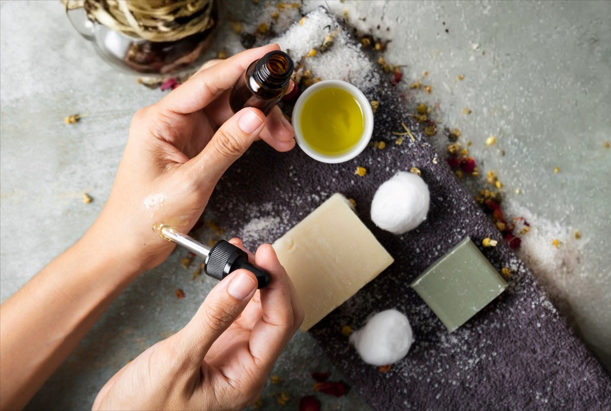 Benefits For Castor Oil 2