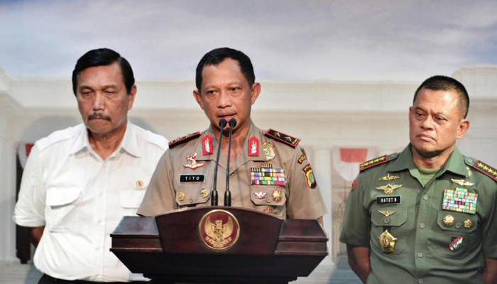 Kapolri Tito Karnavian (Tengah) (Foto Istimewa)