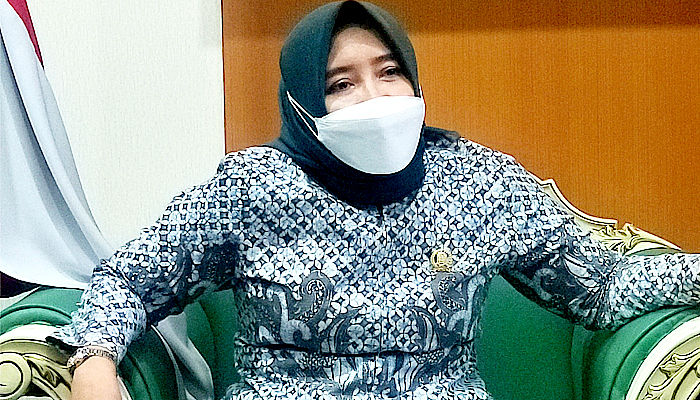 Kurang dapat posisi strategis di parpol, partisipasi perempuan Jatim di parlemen rendah.