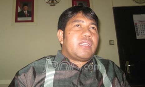 Irwanur Latubuan (Staf Khusus Presiden Palsu)