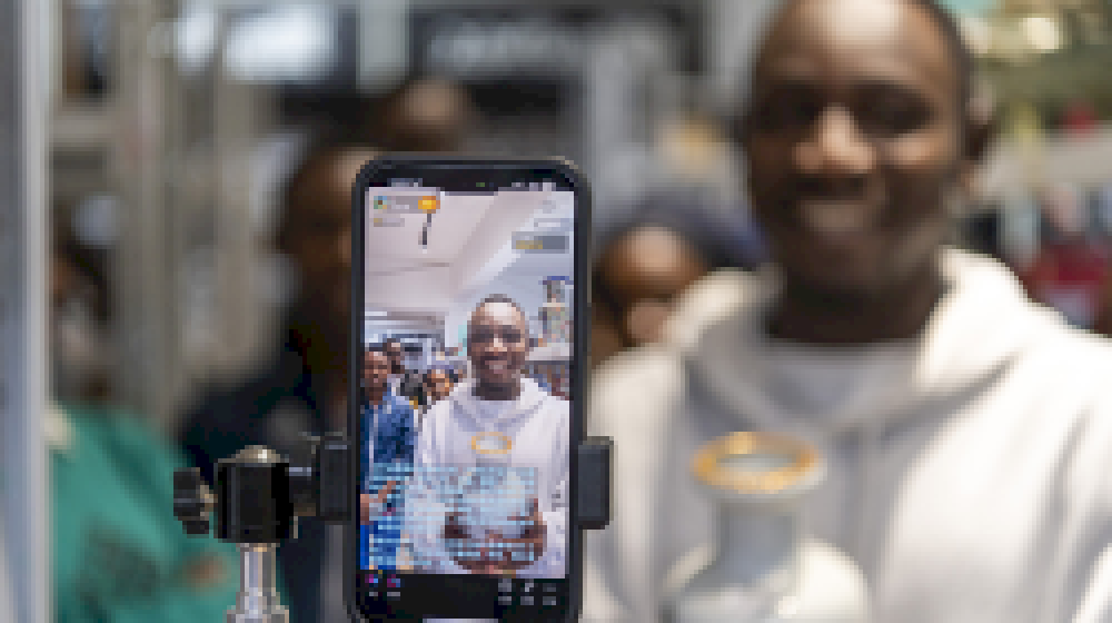 14431 zimbabwe menyambut baik dukungan tiongkok terhadap afrika digital