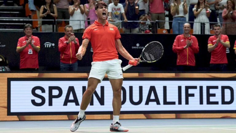 Alcaraz, Bautista Agut memimpin Spanyol ke Final Piala Davis