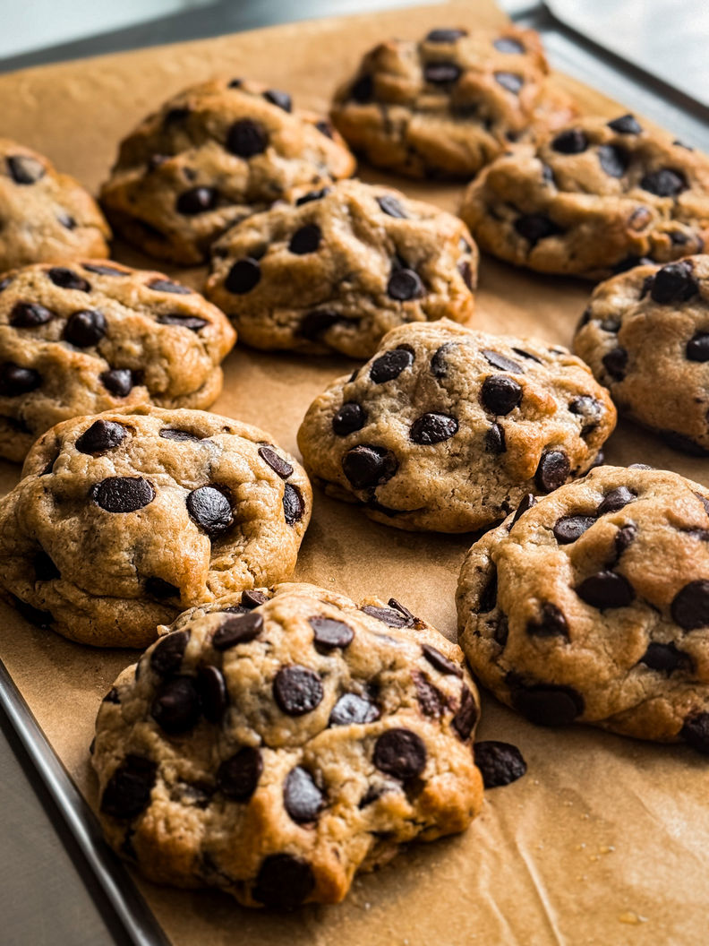 Chocolate chip cookie