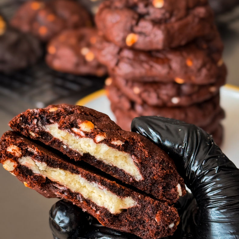 Red velvet cookie