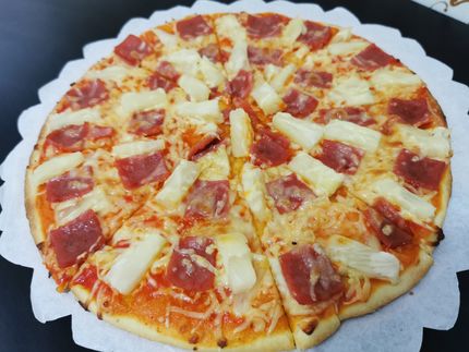Hawaiian Pizza