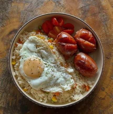 RICE BOWL + CHORIZO W/EGG