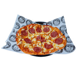Pepperoni Queso Plano